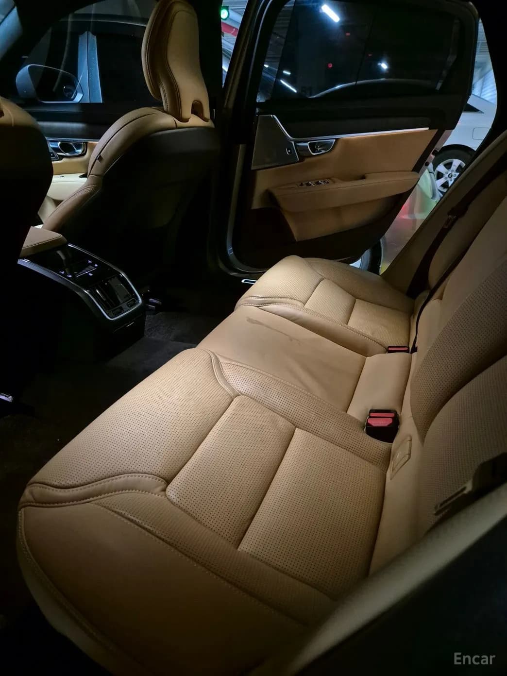 S90