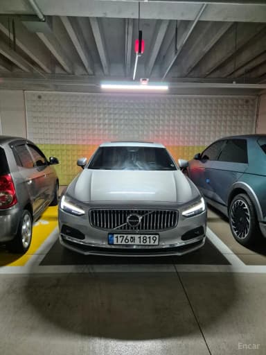 S90