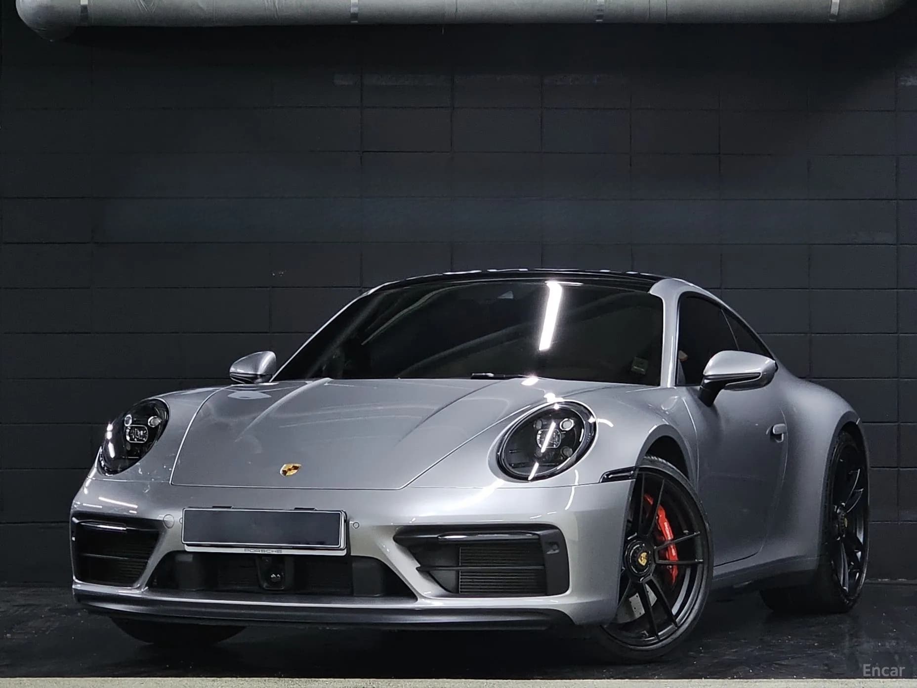 911 (992)