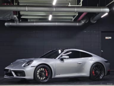 911 (992)