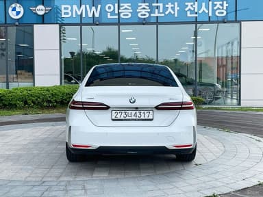 5 Series (G60)