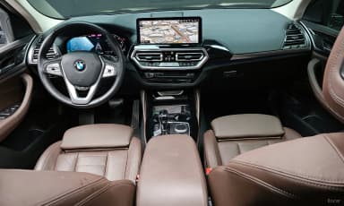 X4 (G02)