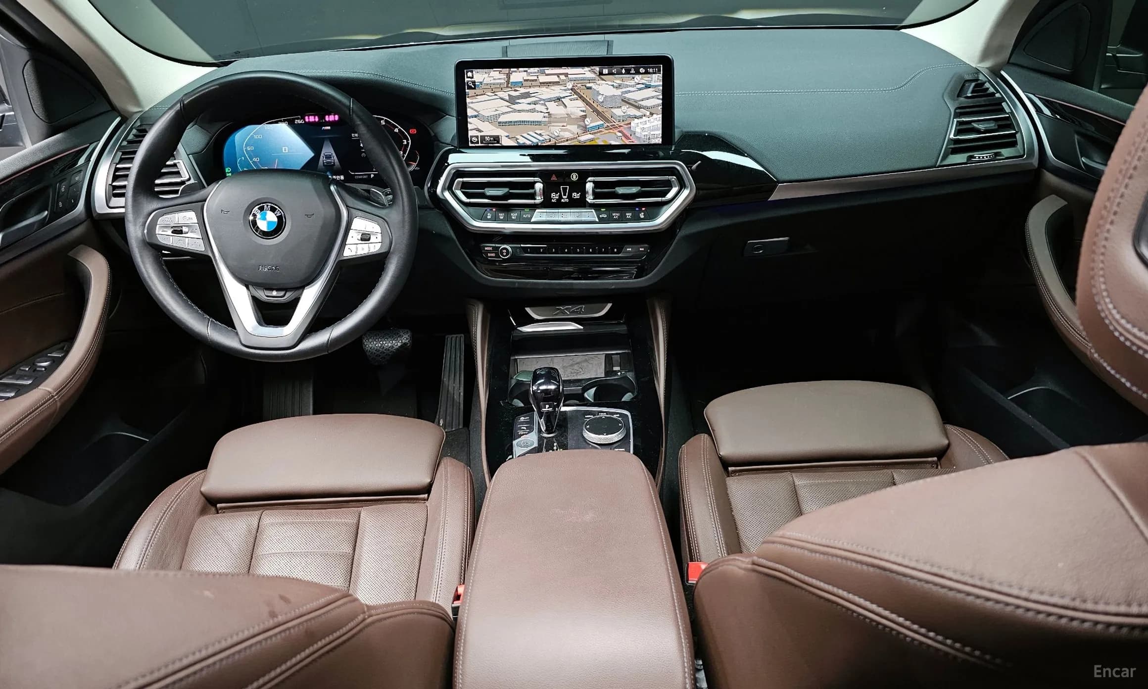 X4 (G02)