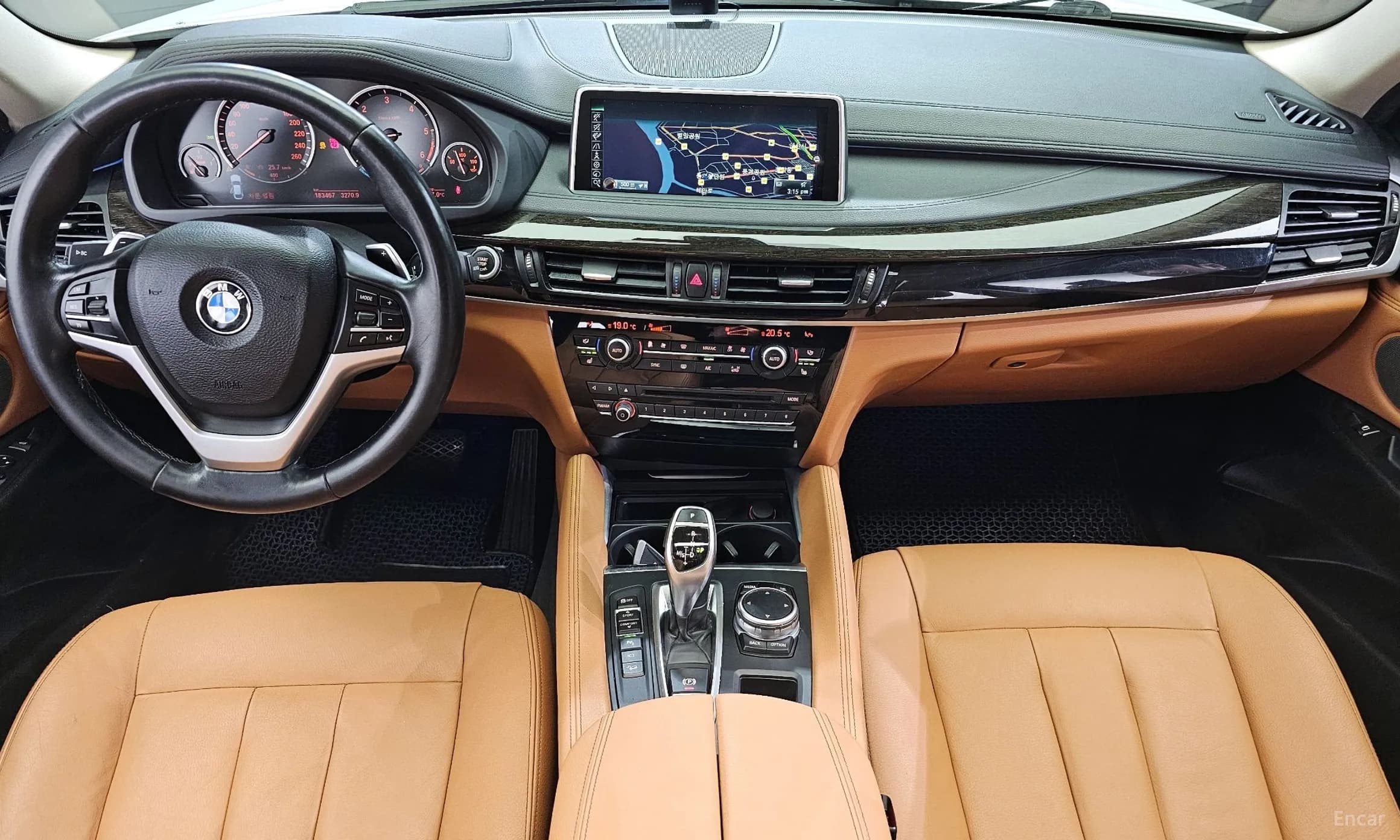 X6 (F16)