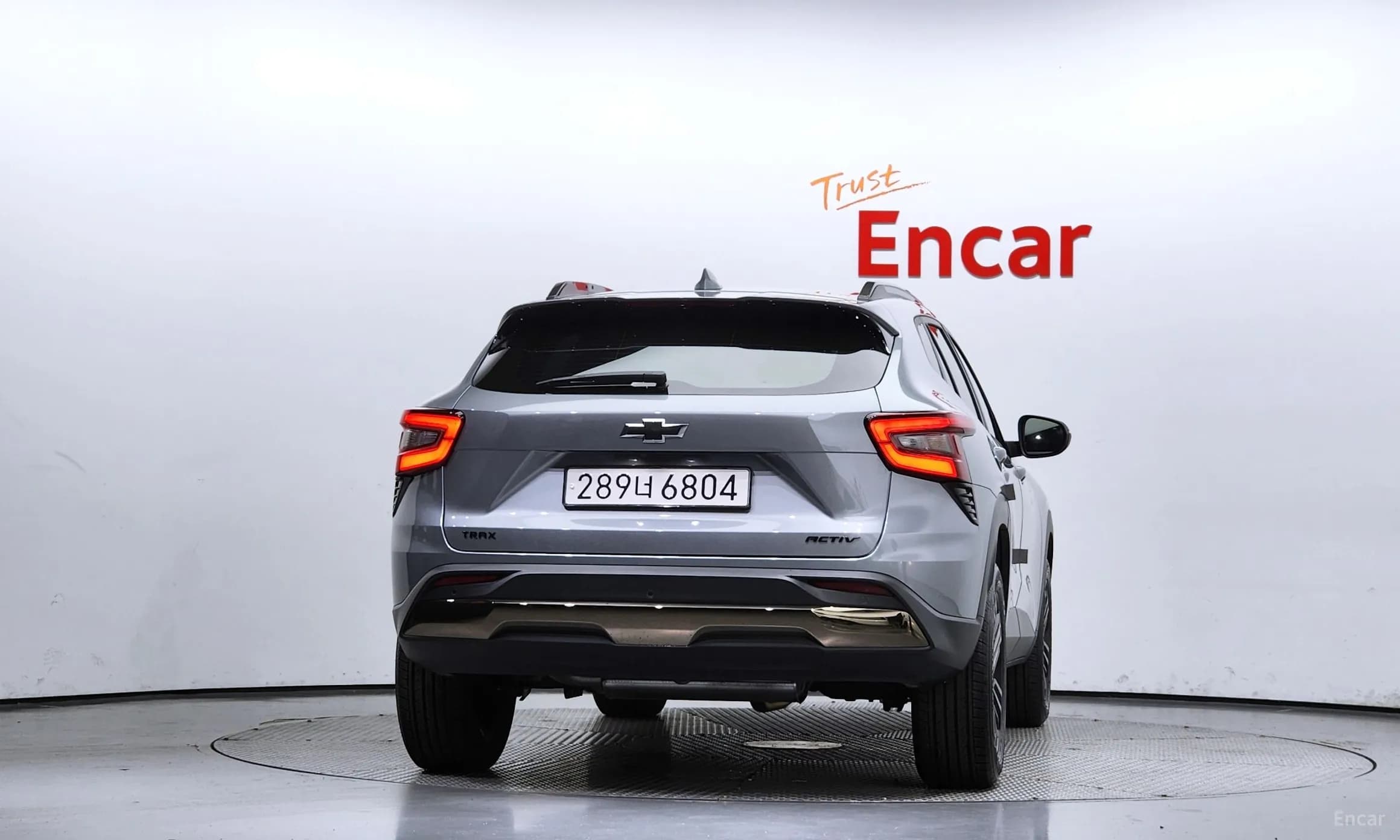 Trax Crossover