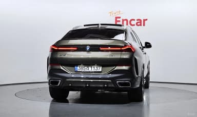 X6 (G06)
