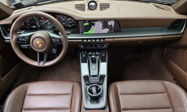911 (992)