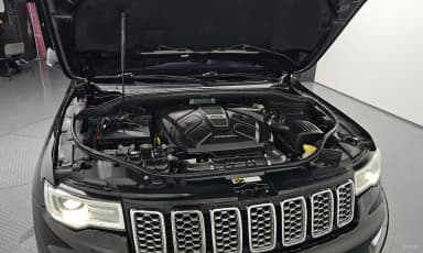 Grand Cherokee