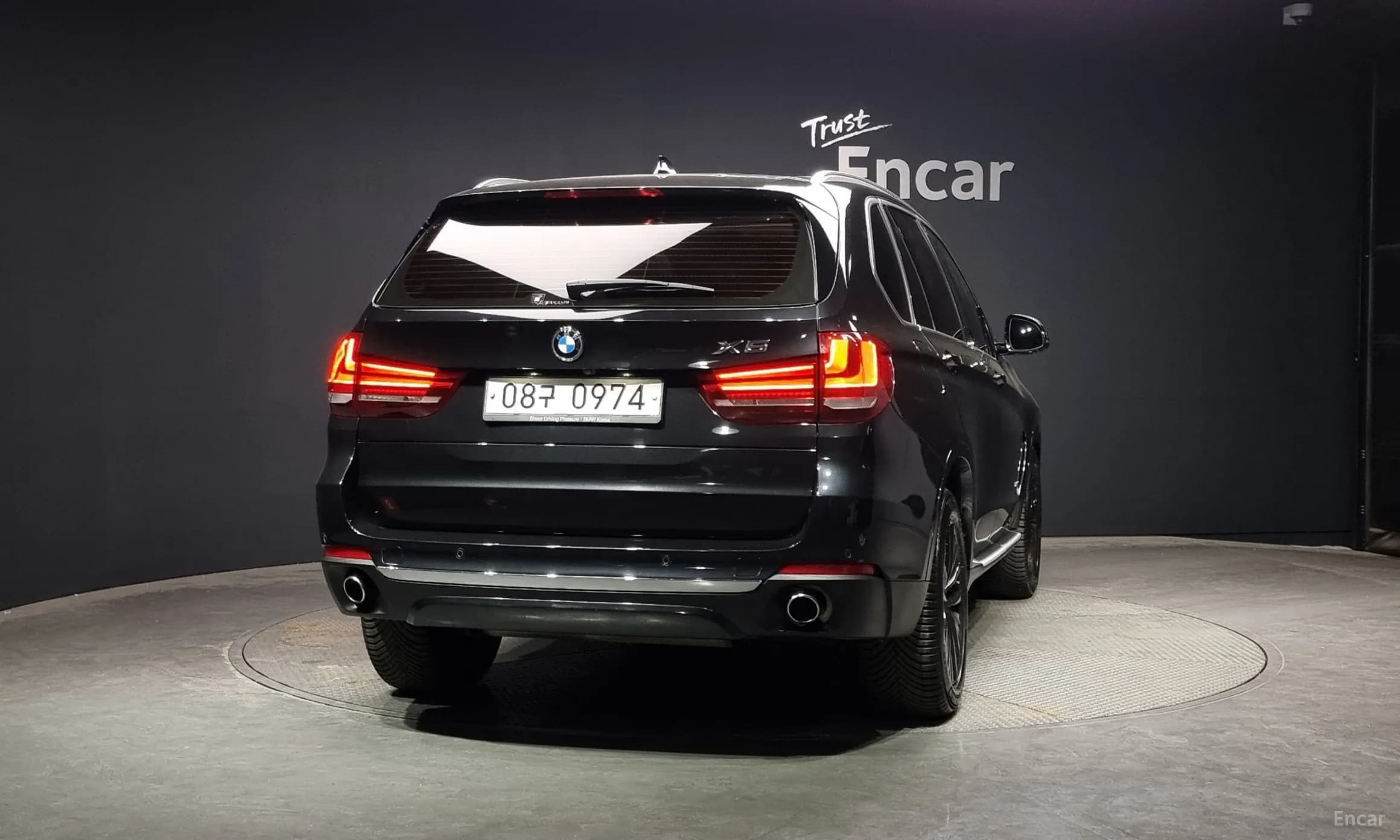 X5 (F15)