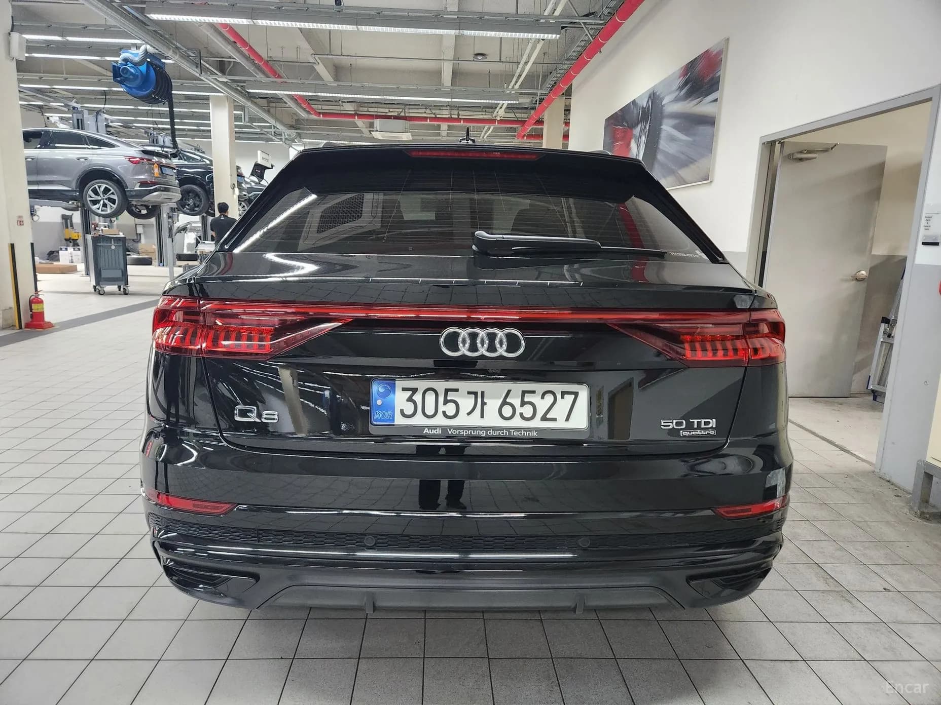 Q8 (4M)