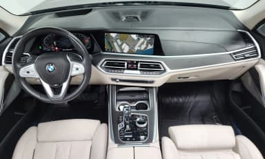 X7 (G07)