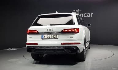 Q7 (4M)