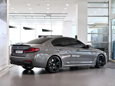 5 Series (G30)