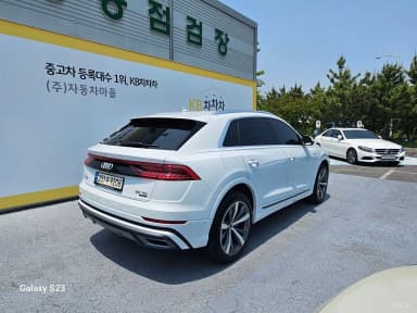 Q8 (4M)