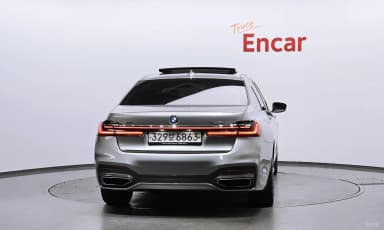 7 Series (G11)