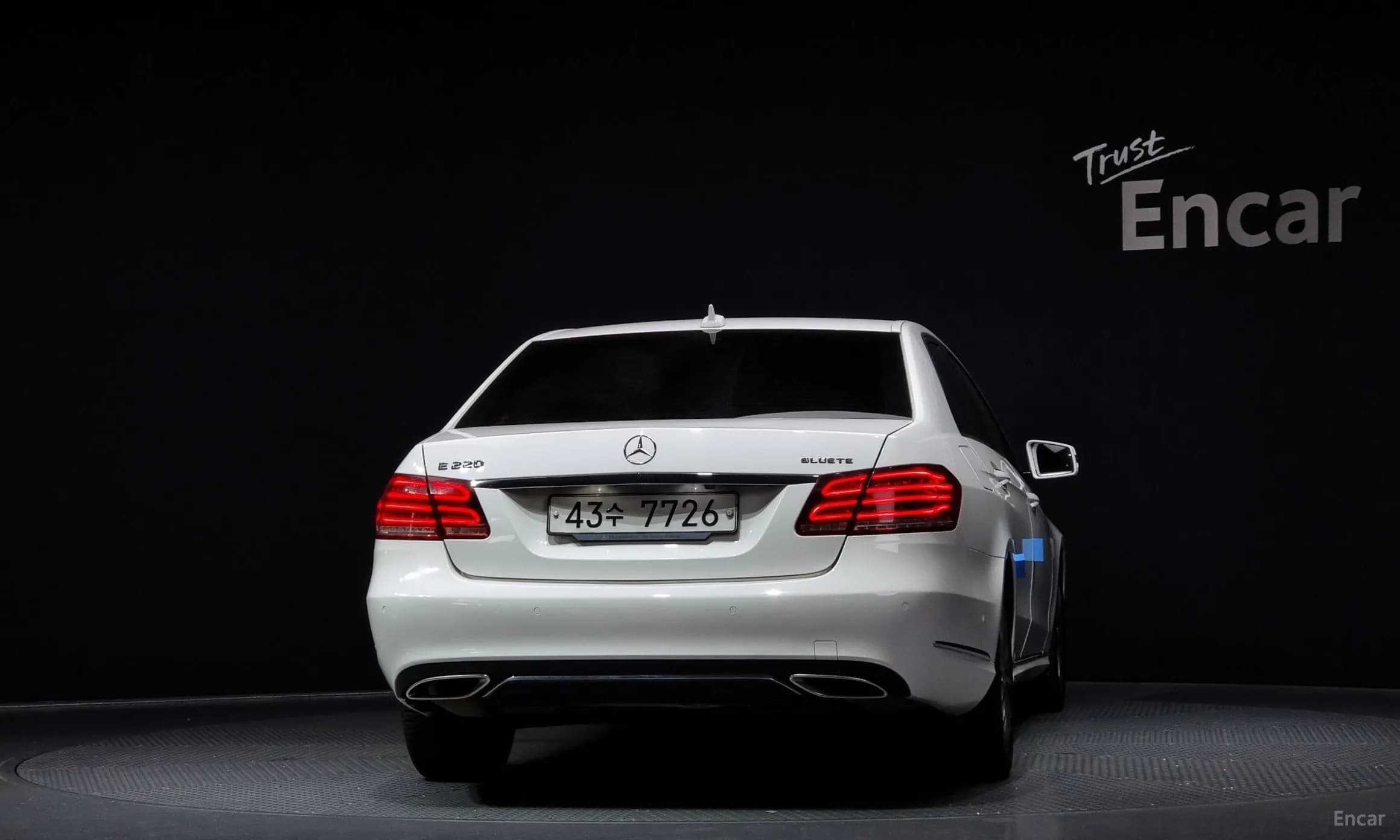 E-Class W212