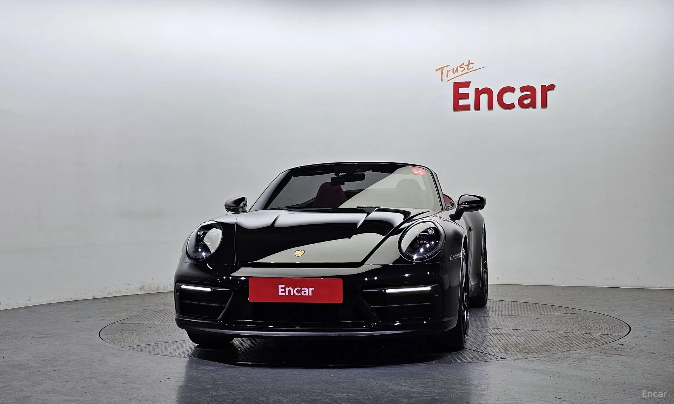 911 (992)
