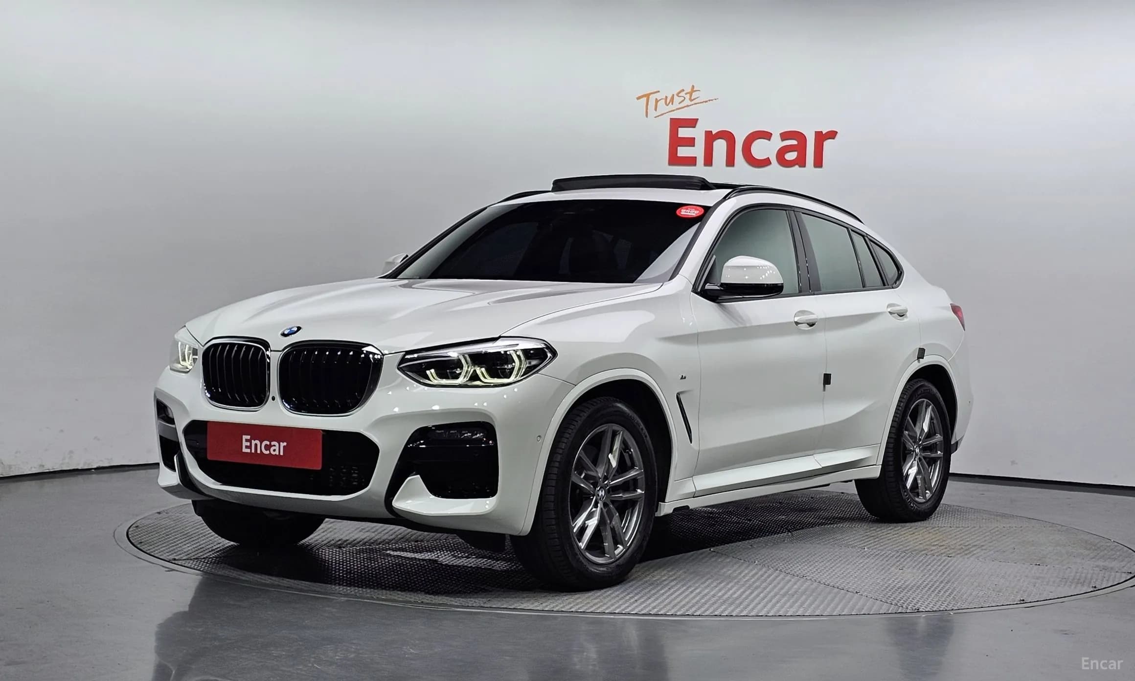 X4 (G02)