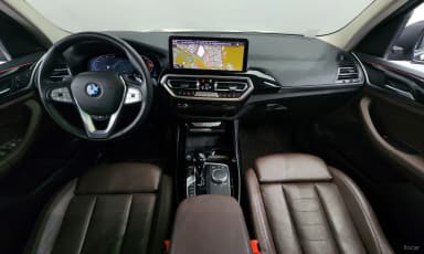 X3 (G01)
