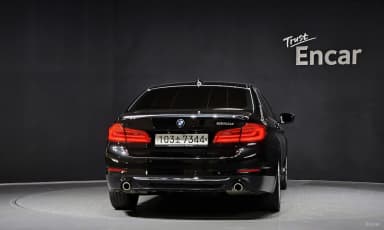 5 Series (G30)