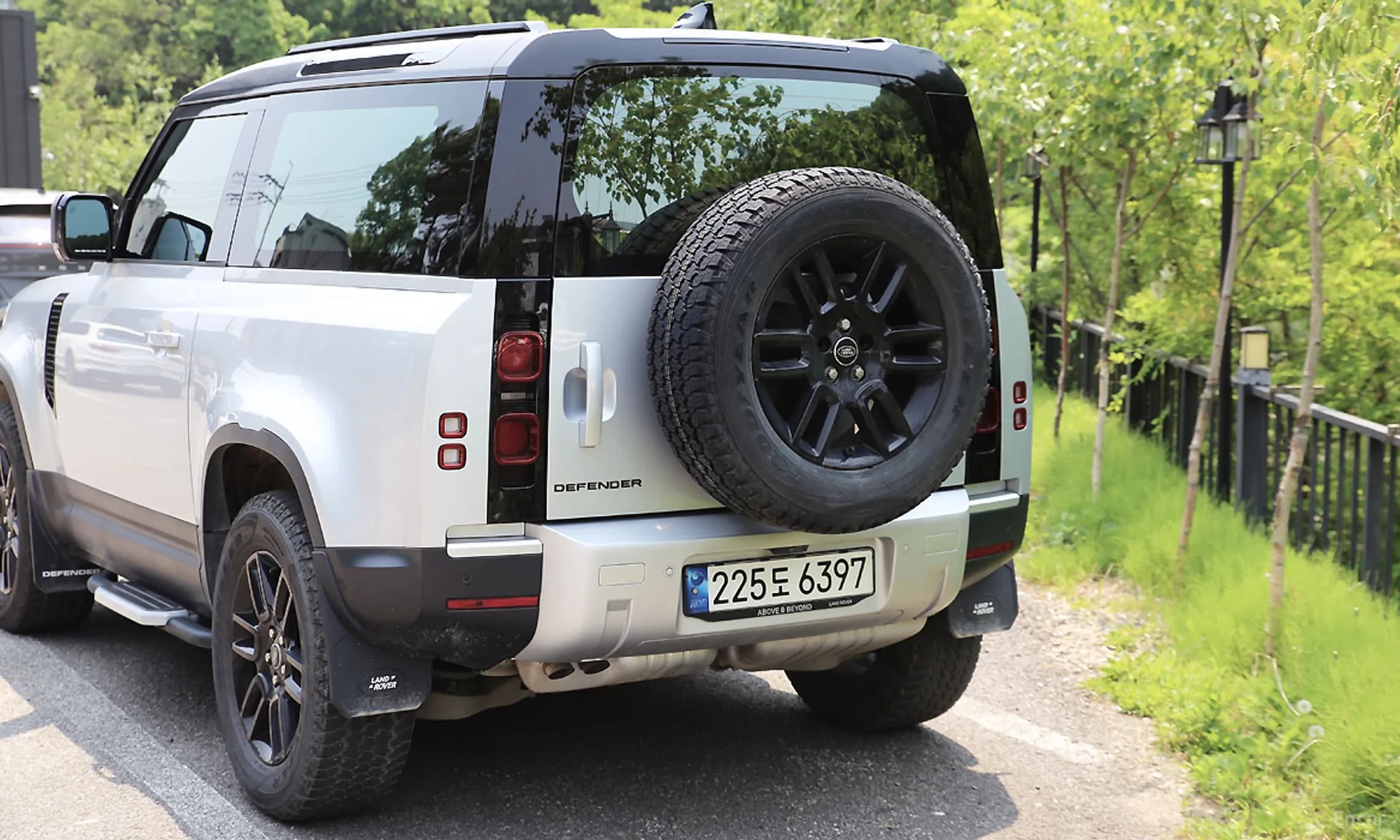 Defender (L663)