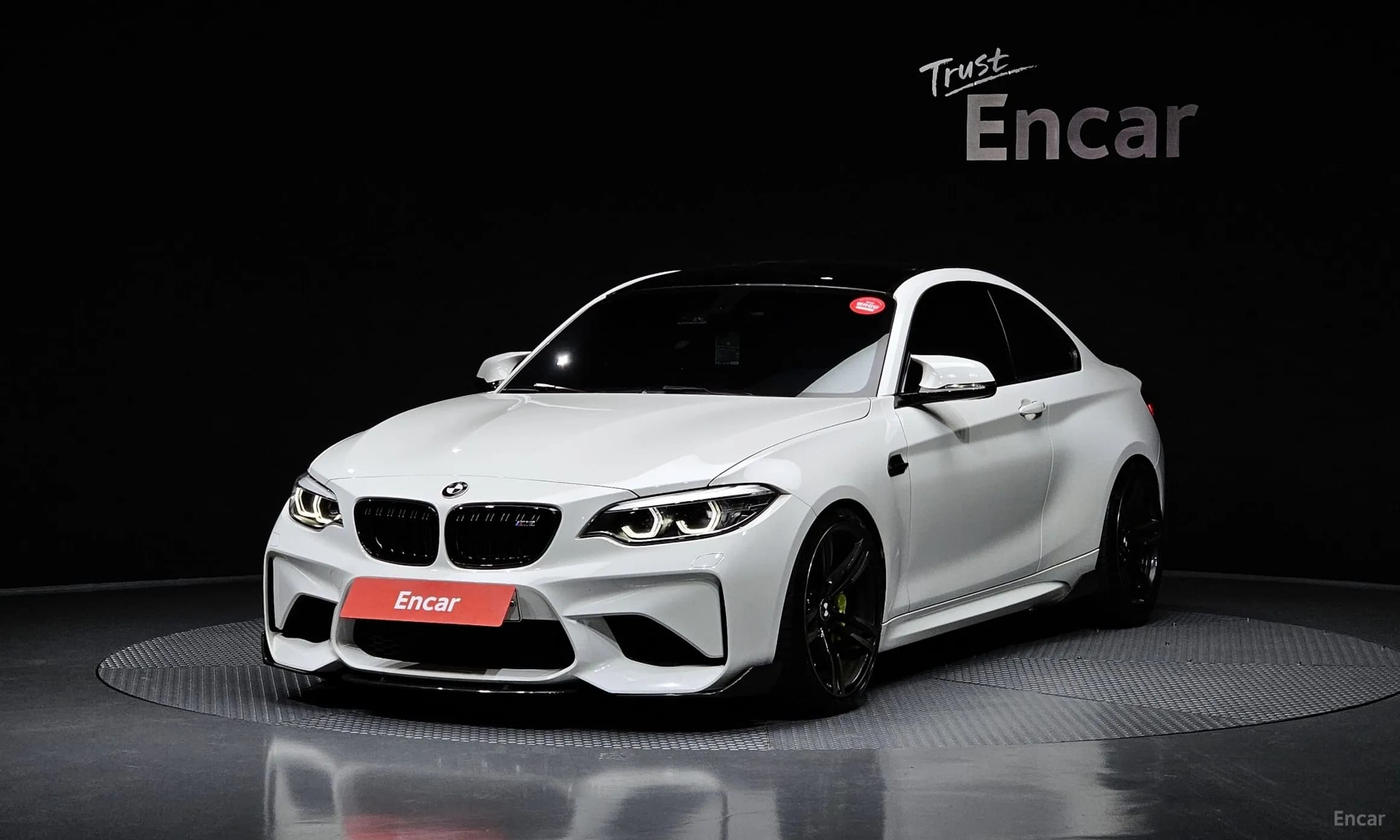 M2 (F87)