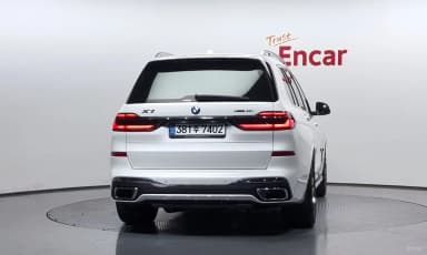 X7 (G07)