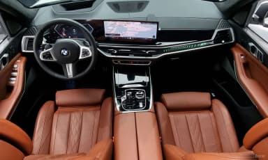 X7 (G07)