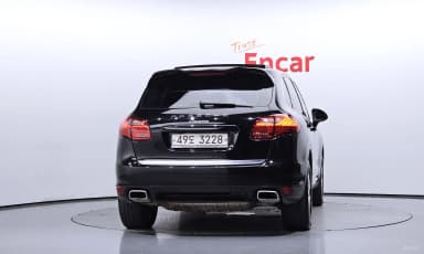 New Cayenne