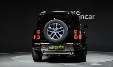 Defender (L663)