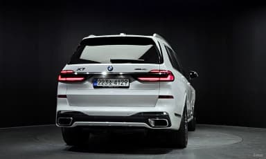 X7 (G07)