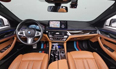 5 Series (G30)