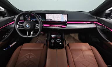 5 Series (G60)