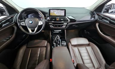 X4 (G02)