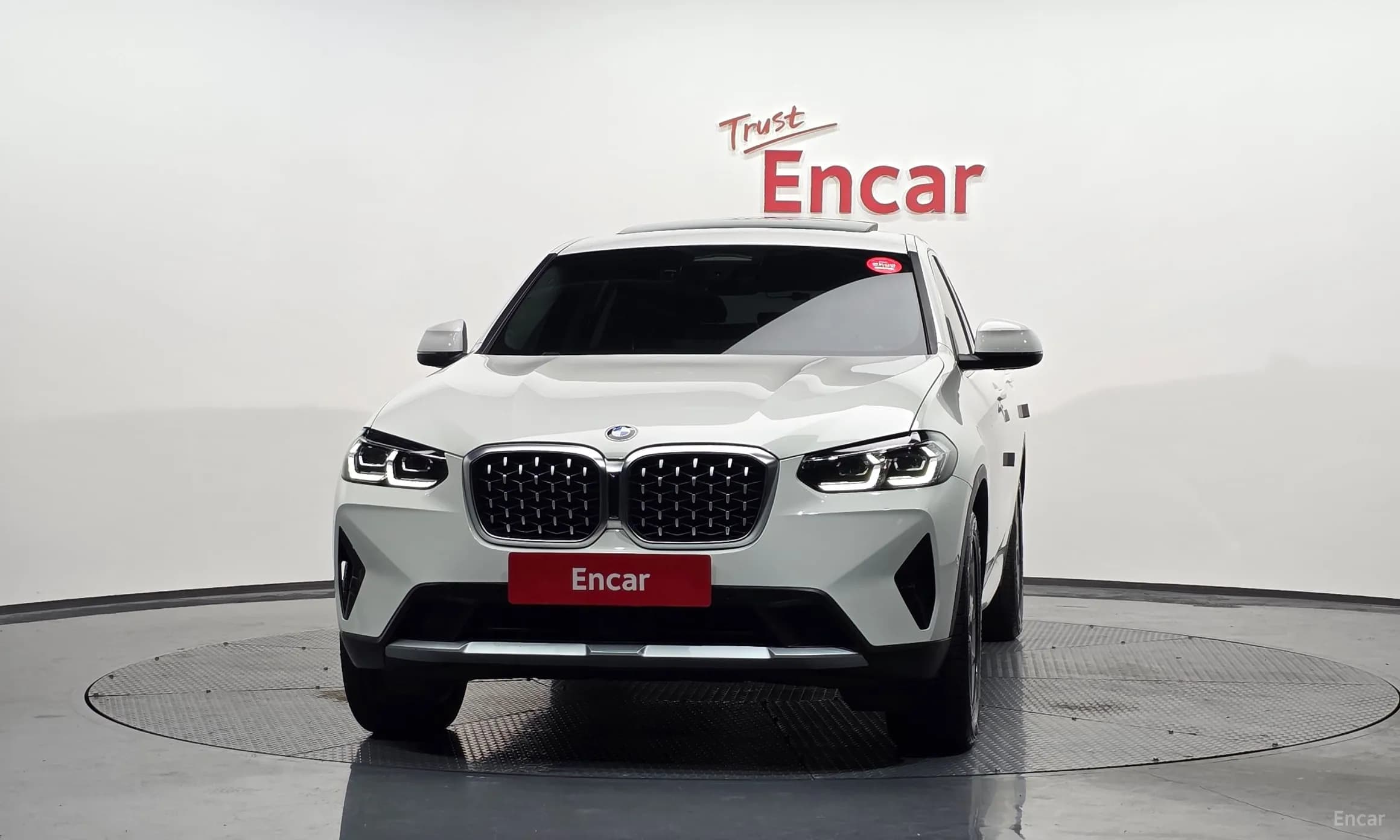 X4 (G02)