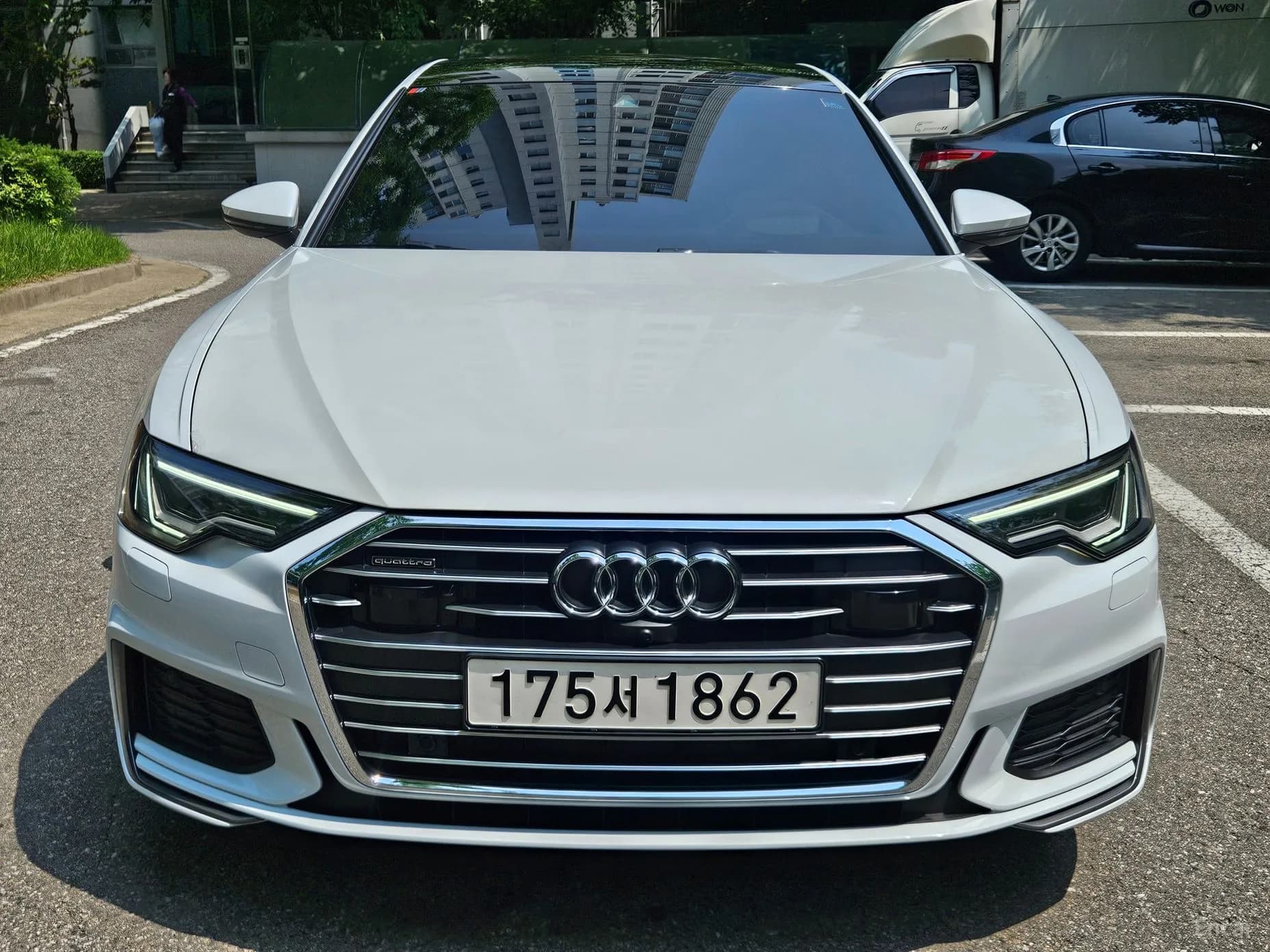 A6 (C8)