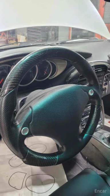 910