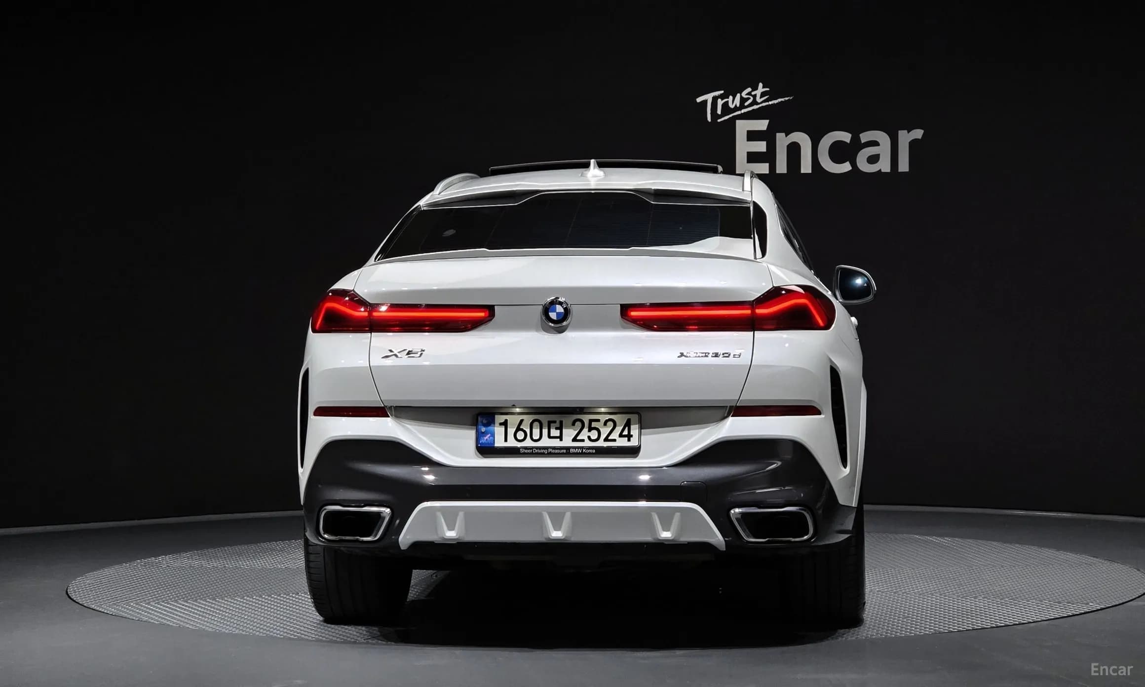 X6 (G06)