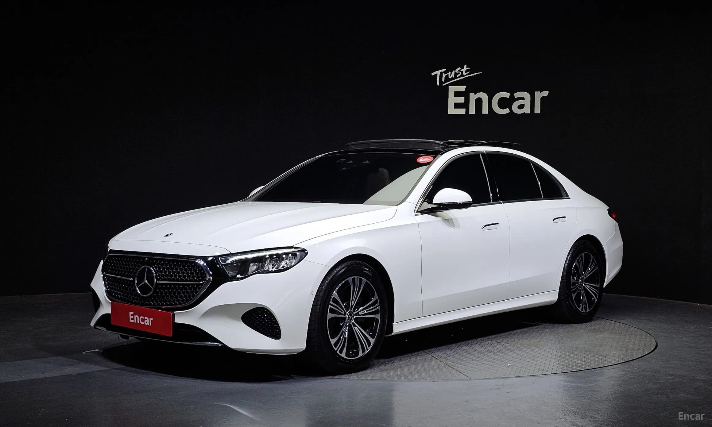 E-Class W214