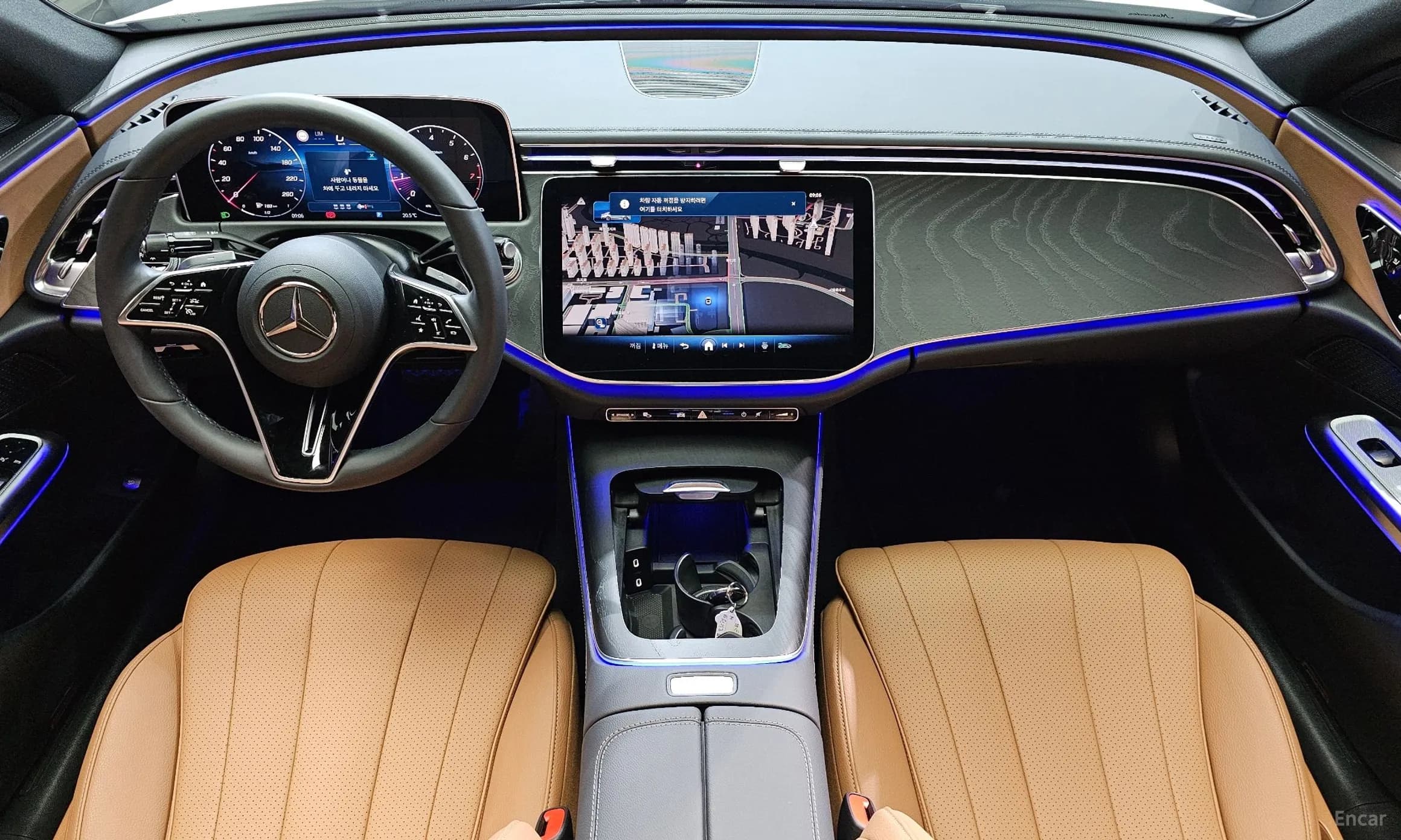 E-Class W214
