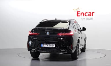 X4 (G02)