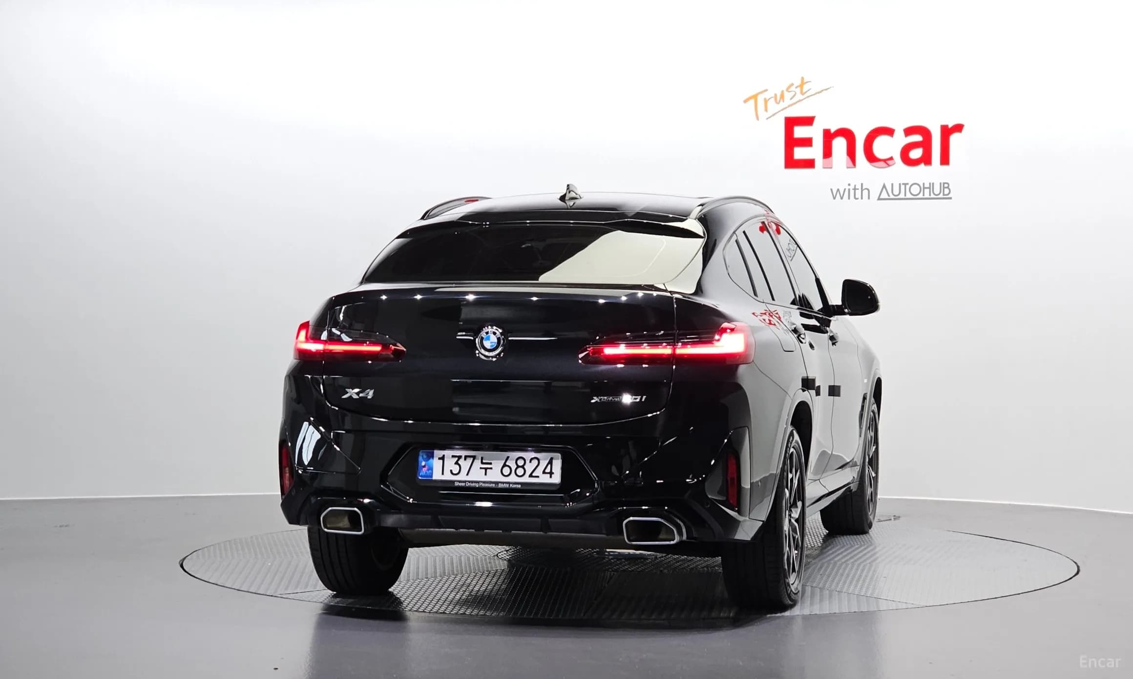 X4 (G02)