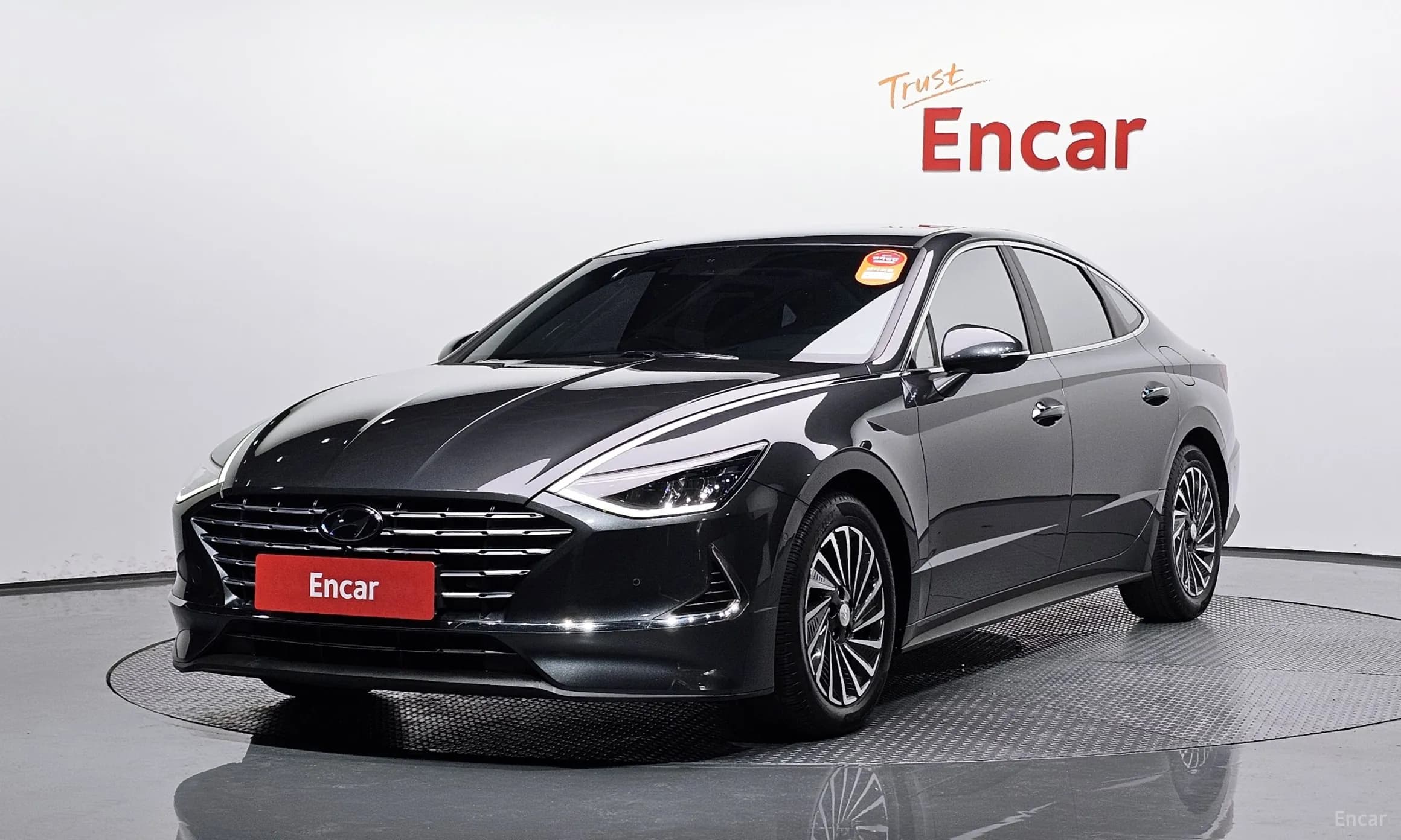 Sonata Hybrid (DN8)