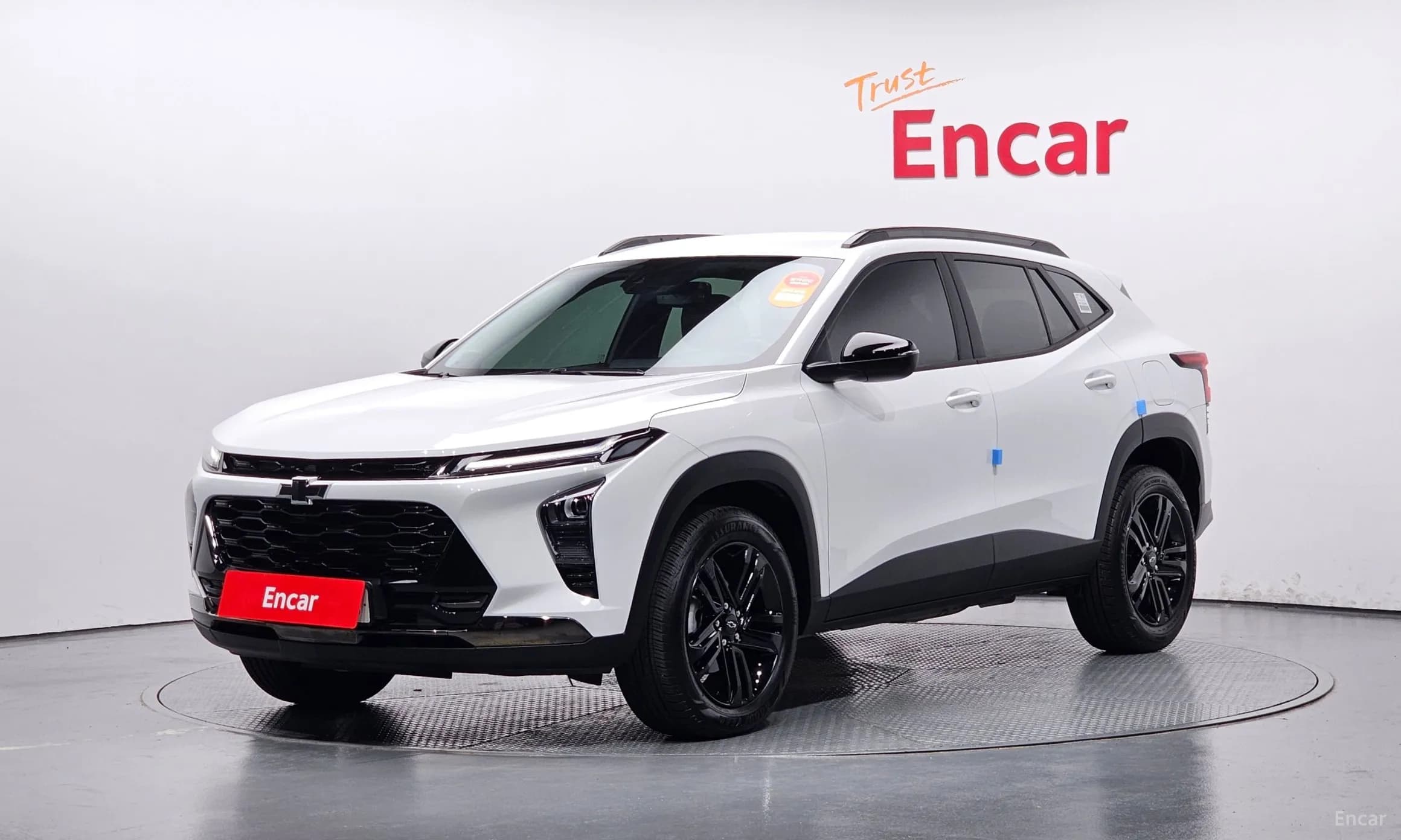 Trax Crossover