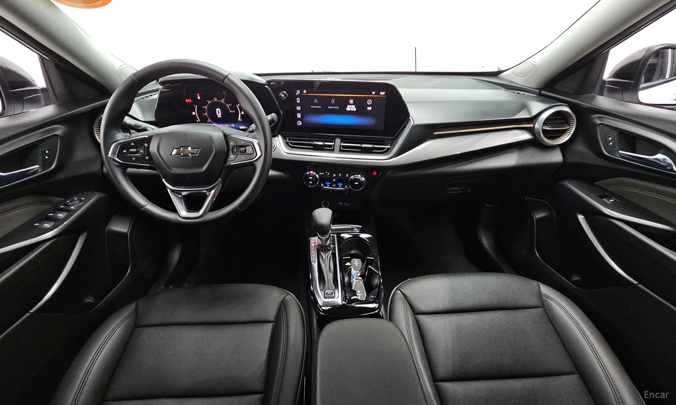Trax Crossover