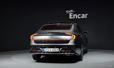 Sonata Hybrid (DN8)