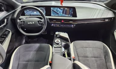 EV6