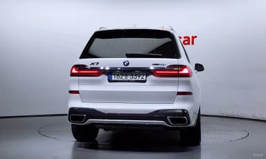 X7 (G07)