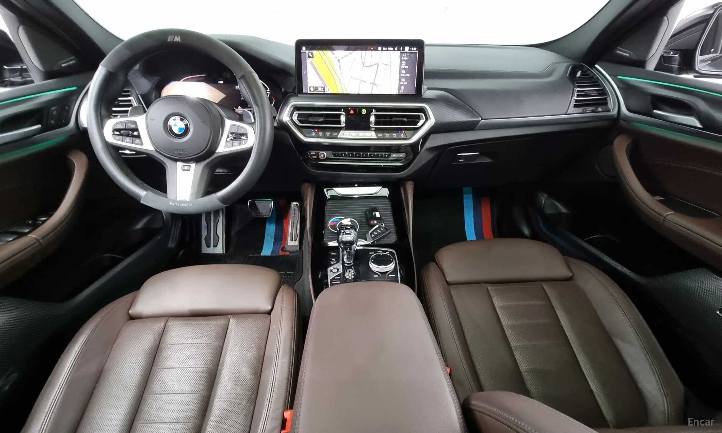 X4 (G02)