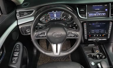 QX50 (P71A)